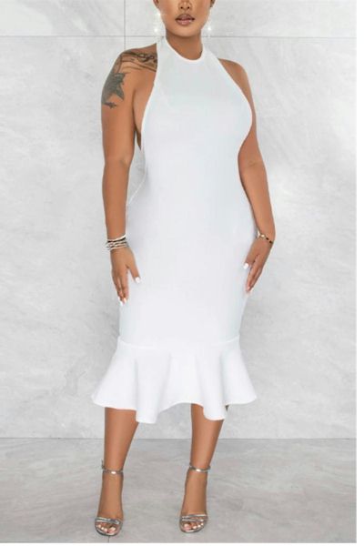 Curves Unleashed: Embrace Your Figure in our Stunning Mermaid Midi Dress!